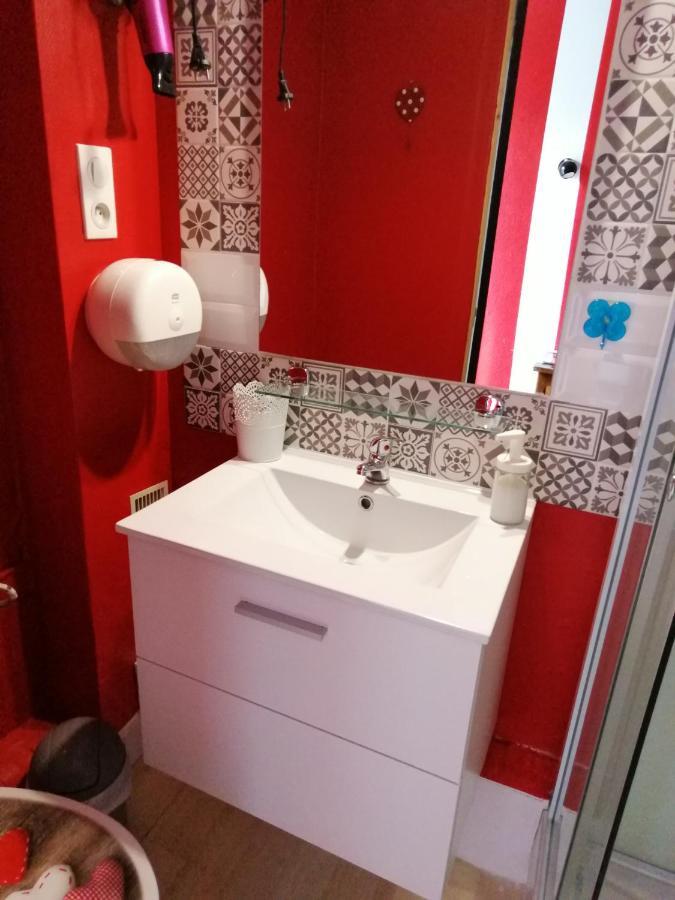 Hotel Sainte Therese Лурд Екстер'єр фото