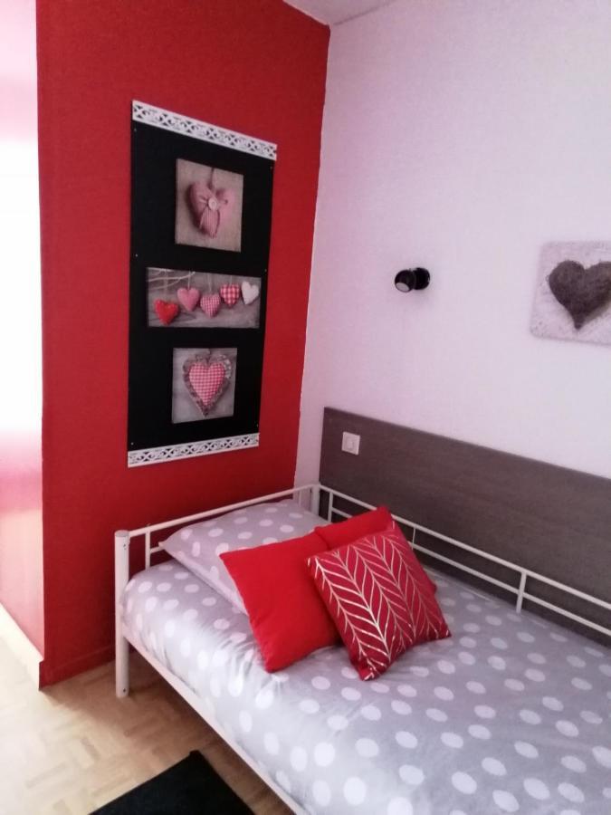 Hotel Sainte Therese Лурд Екстер'єр фото